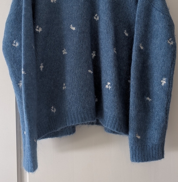 Sezane Blue Sweater with White Floral Embroidery Size S - Picture 2 of 5